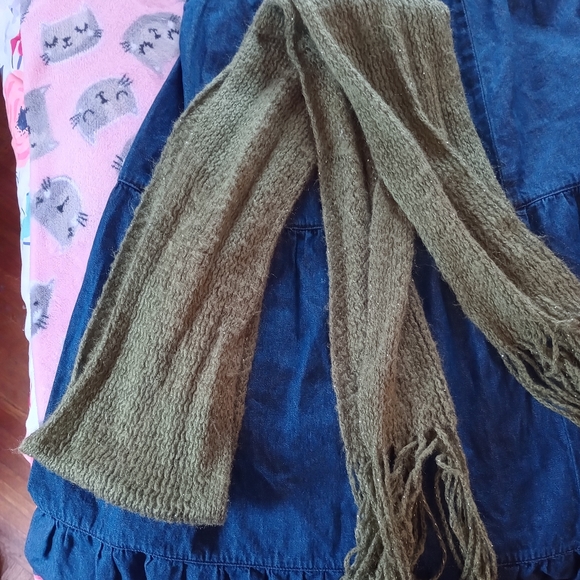 Scarves - Picture 2 of 2